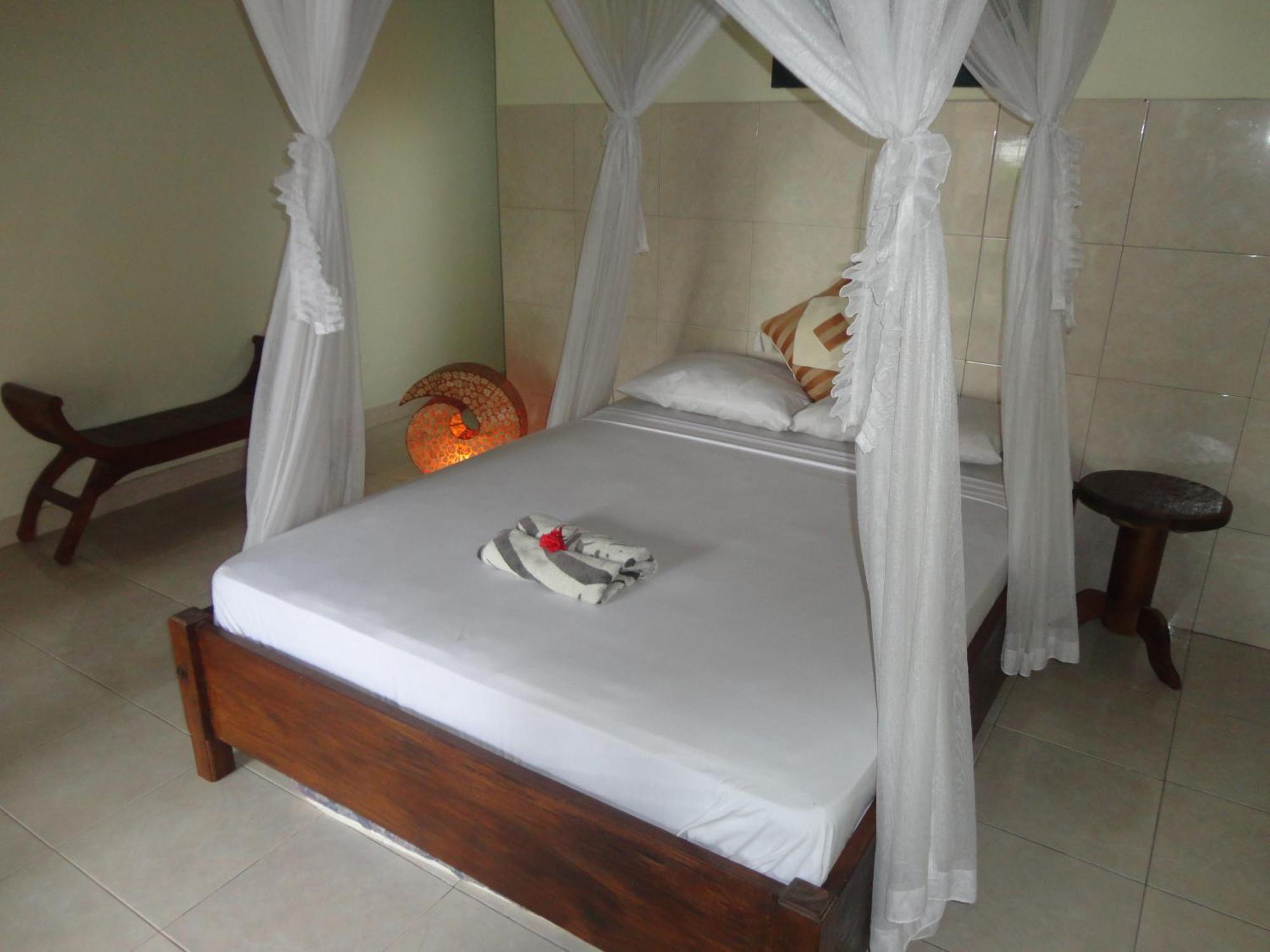 Rumahku Homestay Αμέντ Εξωτερικό φωτογραφία