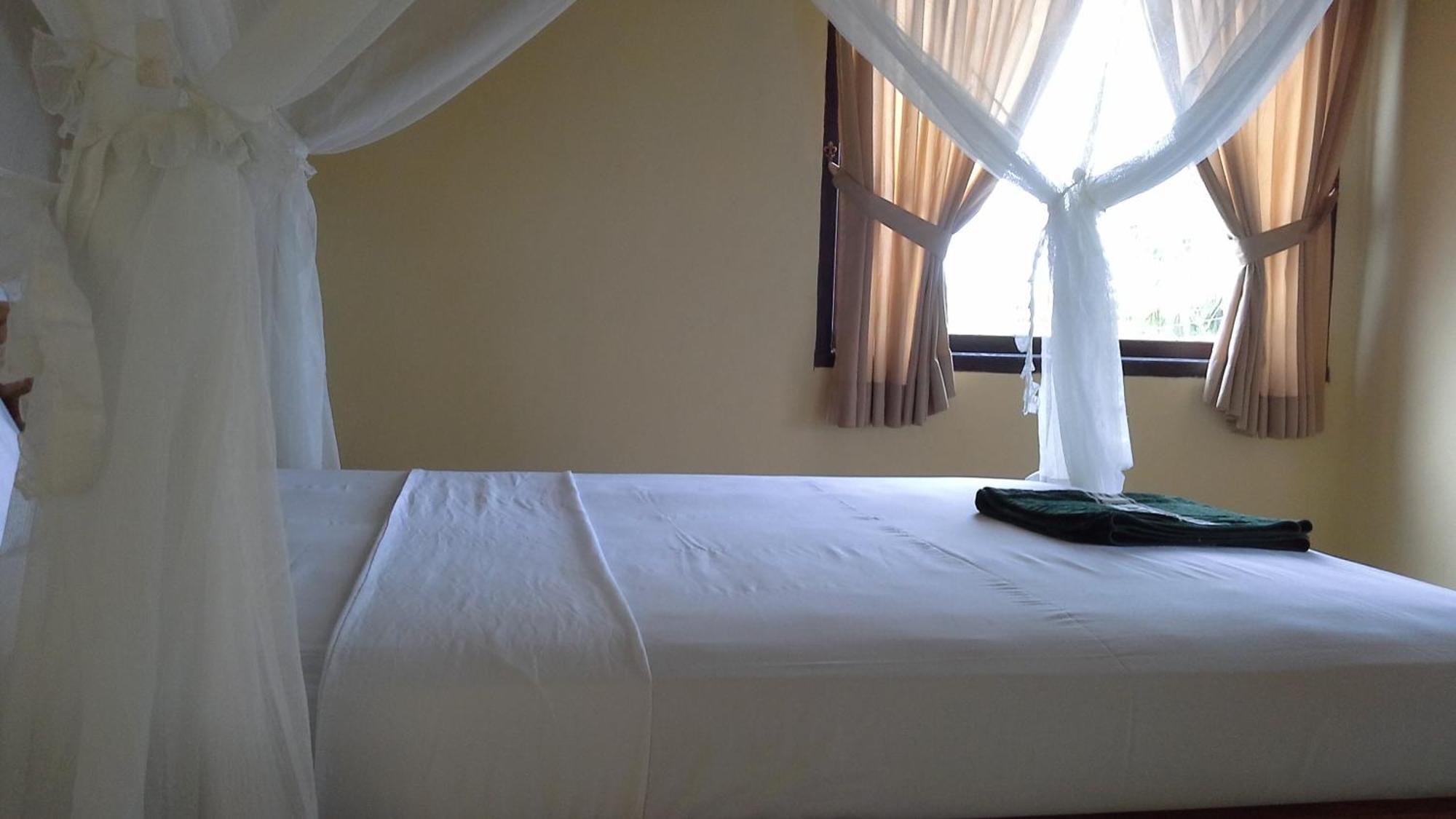 Rumahku Homestay Αμέντ Δωμάτιο φωτογραφία